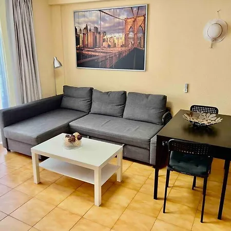 Appartamento Cristianos, Walking To Beach, High Speed Wifi Los Cristianos (Tenerife)