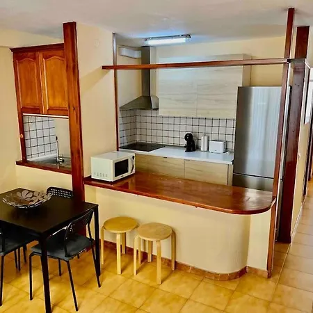 Cristianos, Walking To Beach, High Speed Wifi Apartment
