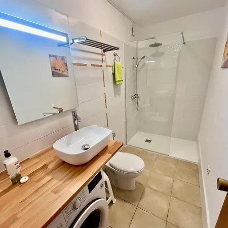 Cristianos, Walking To Beach, High Speed Wifi *